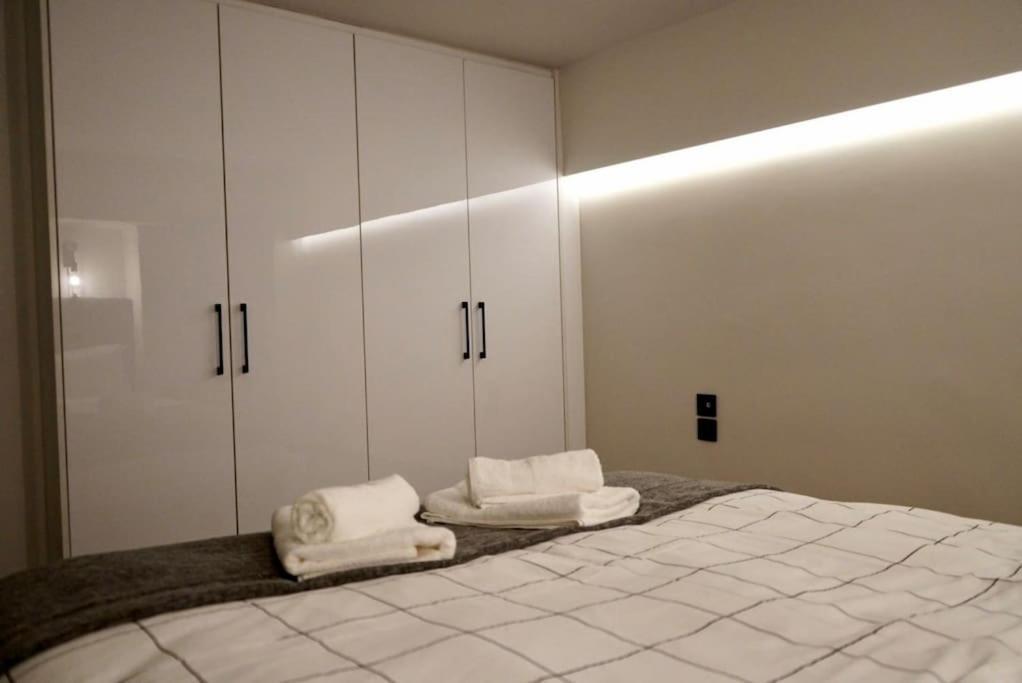 Cosy Loft Apartment Patras Bagian luar foto