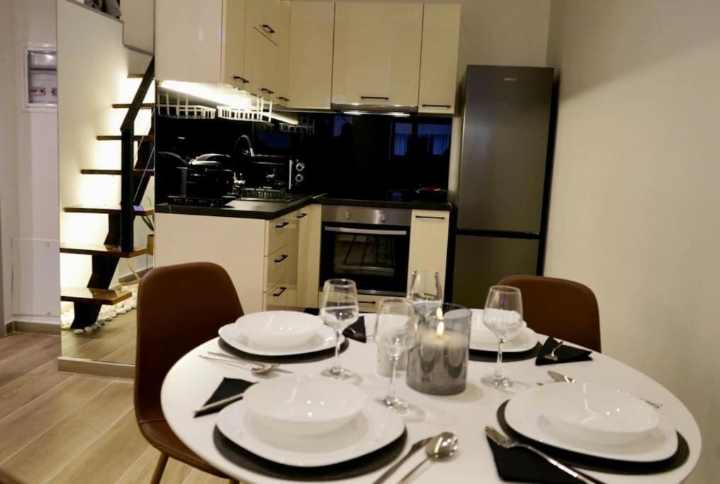 Cosy Loft Apartment Patras Bagian luar foto